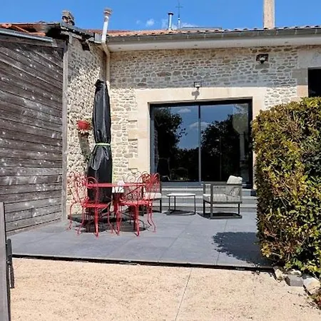 Renove Avec Terrasse Ensoleillee Et Parking A - Fr-1-585-136 Pierrefitte-sur-Aire