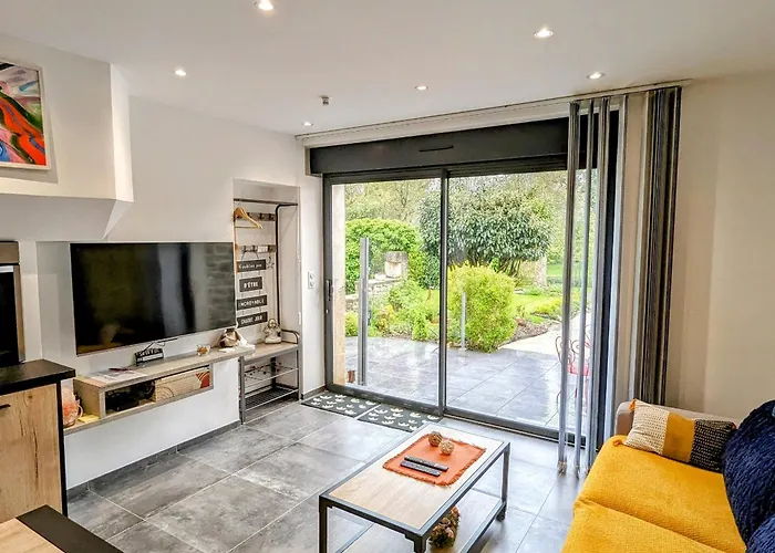 Casa vacanze Rénové Avec Terrasse Ensoleillée Et Parking à - Fr-1-585-136 *